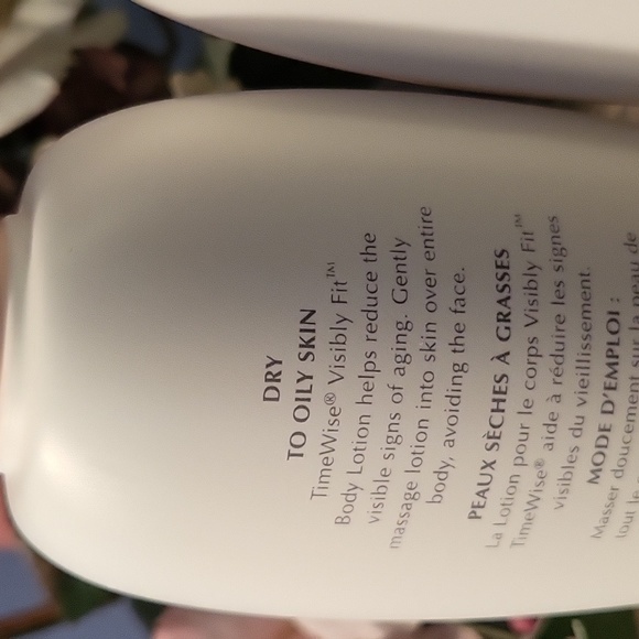 Visibly Fit Body Lotion - Picture 6 of 6